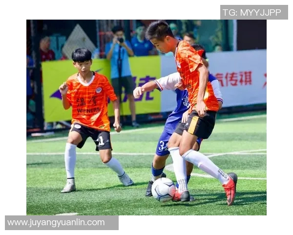 2000年代初期足球巨星风云人物回顾与时代变迁分析