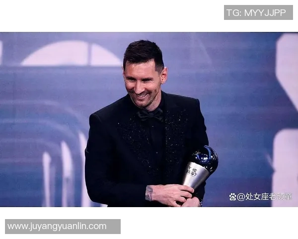 全球足坛风云人物：球星足球先生荣誉背后的故事与传奇