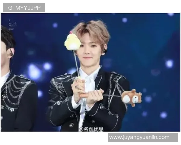 无脑追星风潮下足球明星的商业化路径与粉丝文化的深度剖析