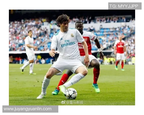 罗马足球辉煌年代球星人物回顾与那些闪耀赛场的传奇身影 罗马足球辉煌年代球星人物回顾与那些闪耀赛场的传奇身影